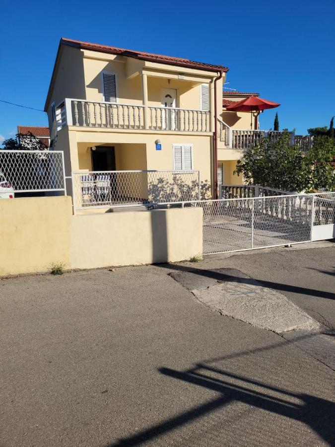 Mala Vila Seline Bagian luar foto