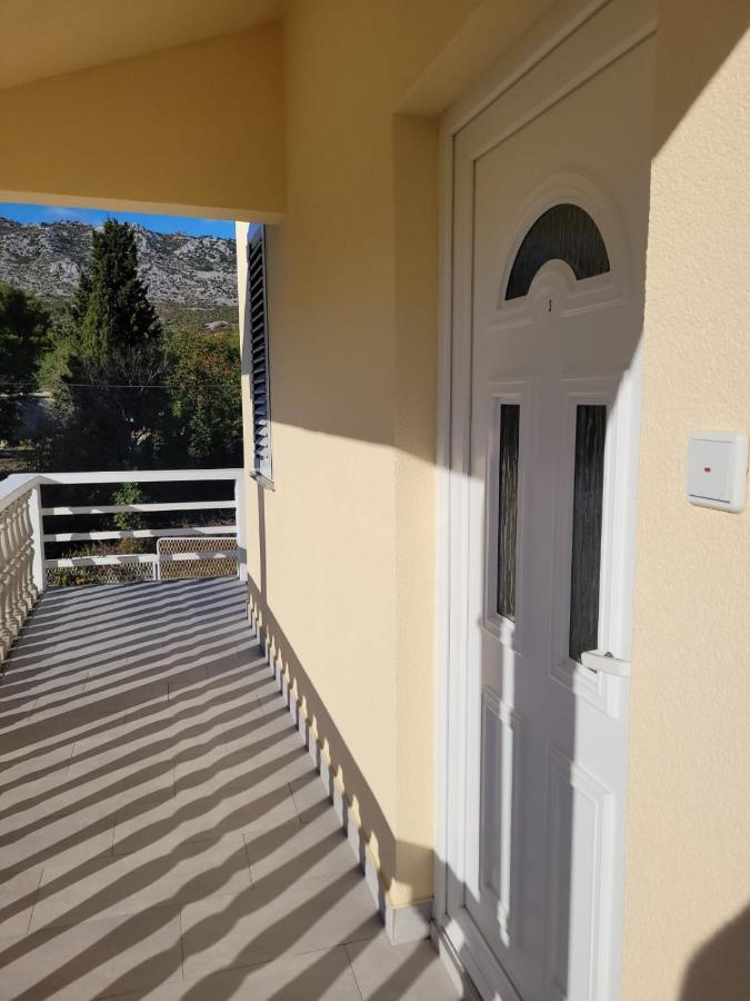 Mala Vila Seline Bagian luar foto